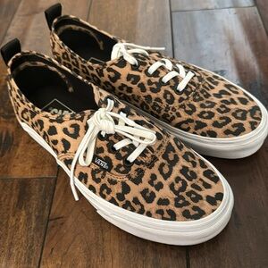 Vans Leopard
